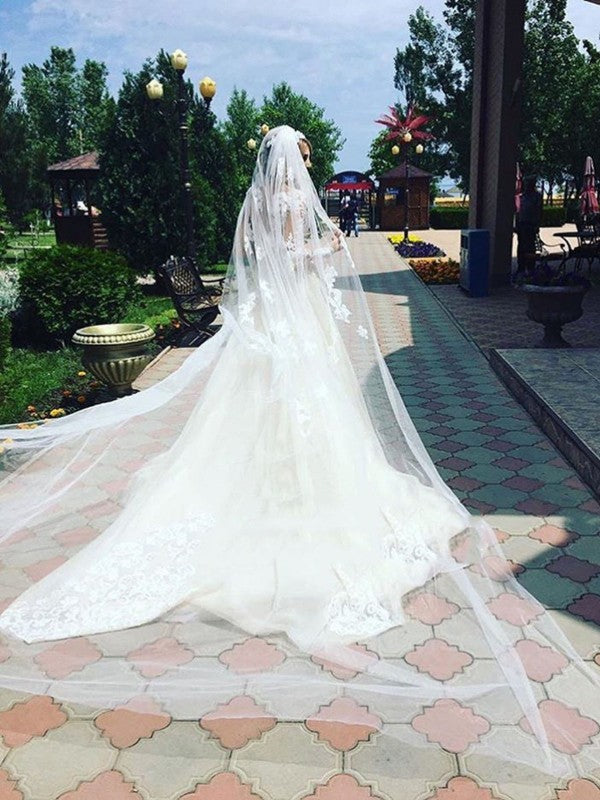 Glamorous Mermaid Long Sleevess Lace Wedding Dresses Scoop Appliques Detachable  Skirt Bridal Gowns – Ballbella