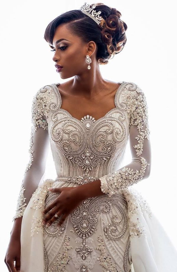 Make beautiful wedding wear using our beaded appliques