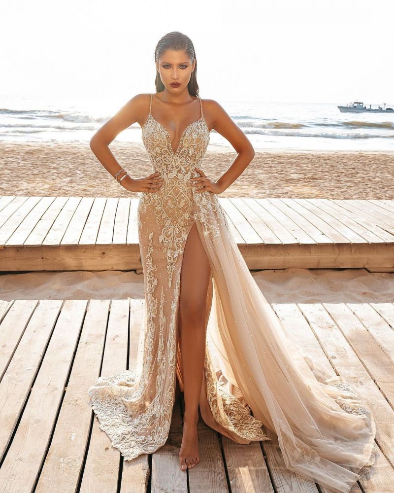 Modern Spaghetti Side Split Tulle Beach Wedding Dress – Ballbella