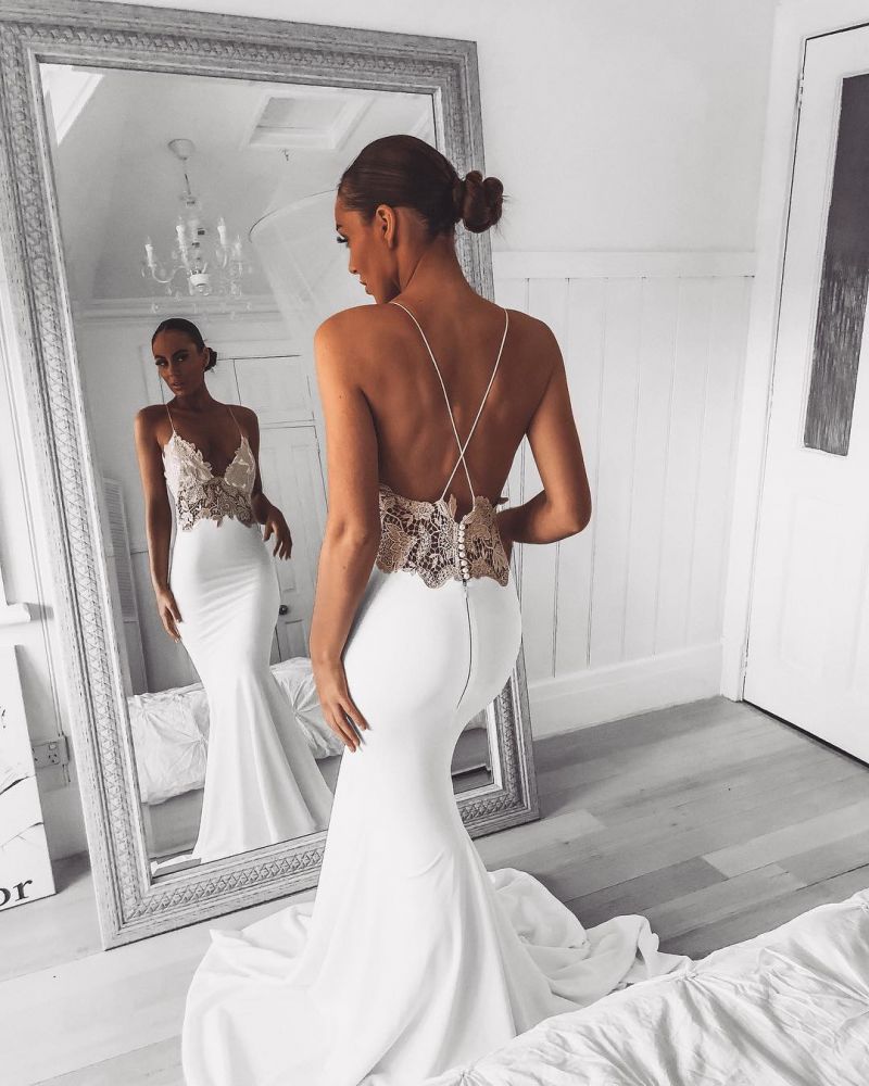 Backless Wedding Dress Trends To Inspire Brides  Wedding dresses lace,  Fitted wedding dress, Mermaid dresses