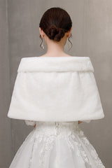 Elegant Pure-White Ears-Embellished Wedding Dress Shawl-Ballbella