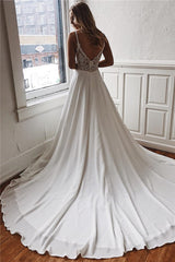 A-line Deep V-neck Court Spaghetti Strap Chiffon Crochet Flower Backless Wedding Dress-Ballbella