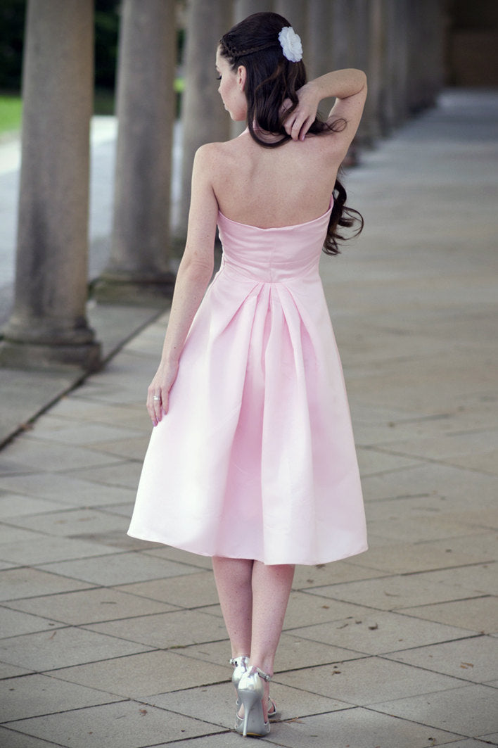 A-line Halter Round Collar Tea Length Chiffon Sleeveless Bridesmaid Dress-Ballbella