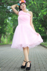 A-line One-shoulder Knee Length Tulle Handmade Flower Homecoming Dress-Ballbella