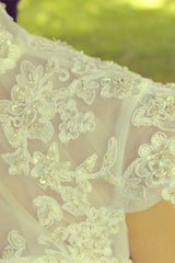 A-line Small Round Collar Tea Length Short Sleeves Tulle Applique Lace Wedding Dress-Ballbella