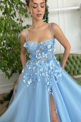 A-line Spaghetti strap Sweetheart Floor-length Sleeveless Split Front Appliques Lace Prom Dress-Ballbella