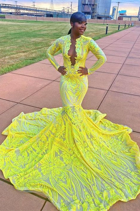 Amazing Yellow V-Neck Long Sleeve Long Appliques Mermaid Prom Dress-Ballbella