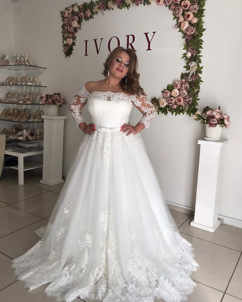 AmazingOff the shoulder Long Sleevess Lace Princess Plus size wedding dress-Ballbella