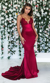 Still not know where to get your Spaghetti-Straps Lace Appliques Evening Gowns online? Ballbella offer you new arrival prom dresses at factory price,  fast delivery worldwide.