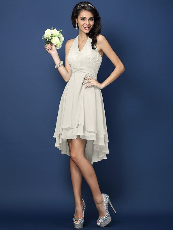 Charming Halter Pleats Sleeveless Short Chiffon Bridesmaid Dresses-Ballbella