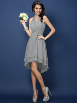 Charming Halter Pleats Sleeveless Short Chiffon Bridesmaid Dresses-Ballbella