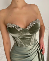 Charming Long Green Strapless Velvet Prom Dresses Long Slit Online-Ballbella