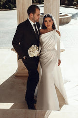 Charming One Shoulder Long Sleeves Mermaid Wedding Dress With Ruffles Long-Ballbella