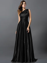 Charming Pleats Sleeveless Long Bridesmaid Dresses-Ballbella