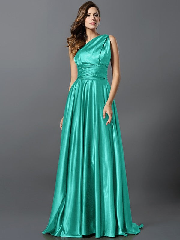 Charming Pleats Sleeveless Long Bridesmaid Dresses-Ballbella