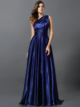 Charming Pleats Sleeveless Long Bridesmaid Dresses-Ballbella