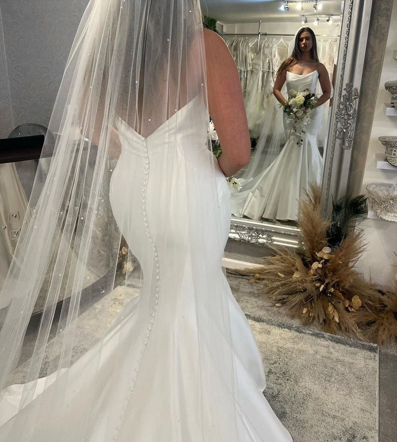 Charming Sleeveless Mermaid Wedding Dress With Ruffles Long-Ballbella