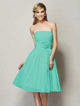 A-Line Charming Strapless Sleeveless Hand-Made Flower Short Chiffon Bridesmaid Dresses