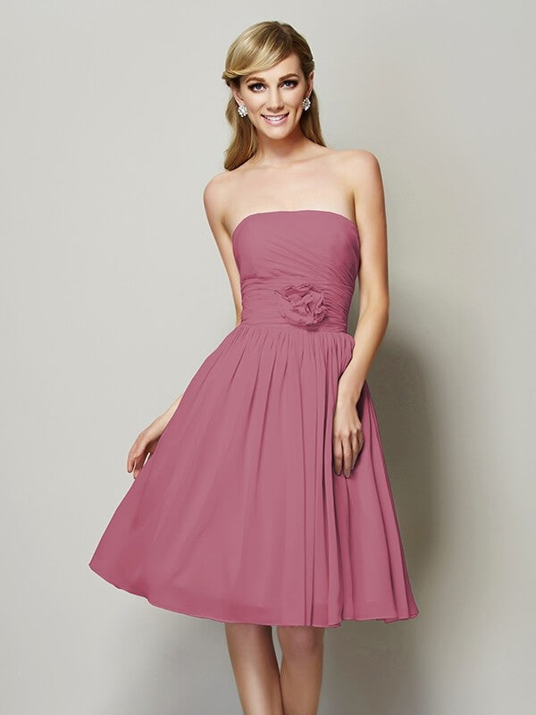 A-Line Charming Strapless Sleeveless Hand-Made Flower Short Chiffon Bridesmaid Dresses