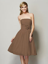 A-Line Charming Strapless Sleeveless Hand-Made Flower Short Chiffon Bridesmaid Dresses