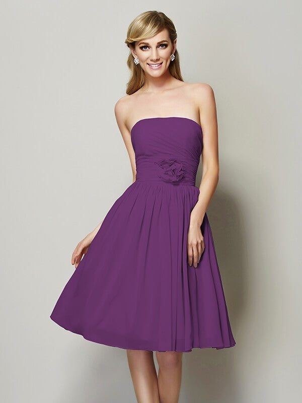 A-Line Charming Strapless Sleeveless Hand-Made Flower Short Chiffon Bridesmaid Dresses