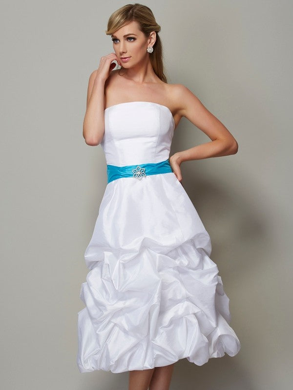 Charming Strapless Sleeveless Short Taffeta Bridesmaid Dresses-Ballbella