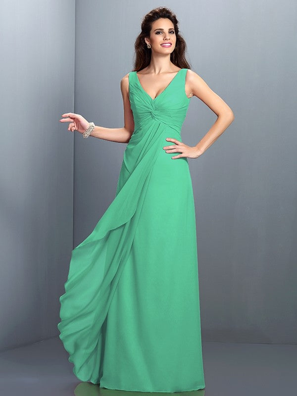 Charming Straps Pleats Sleeveless Long Chiffon Bridesmaid Dresses-Ballbella