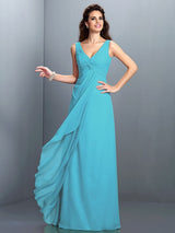 Charming Straps Pleats Sleeveless Long Chiffon Bridesmaid Dresses-Ballbella