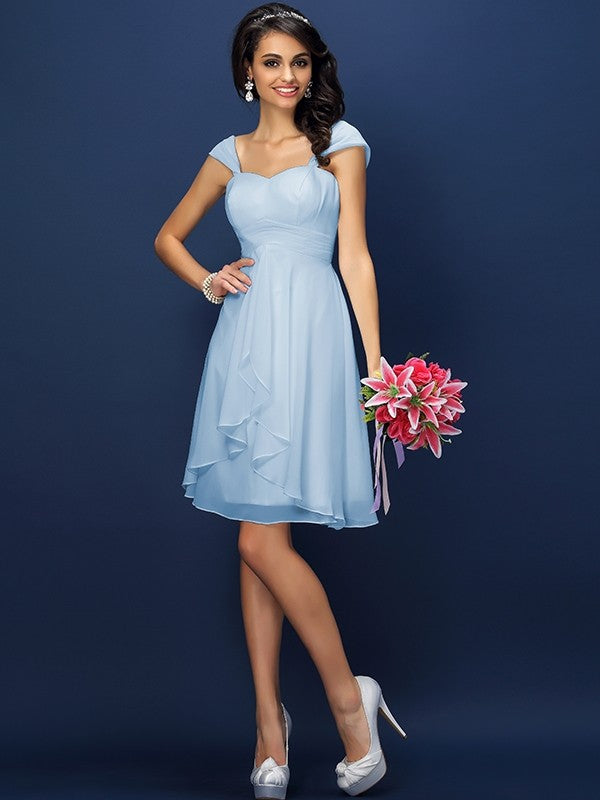 Charming Straps Pleats Sleeveless Short Chiffon Bridesmaid Dresses-Ballbella