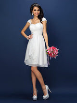 Charming Straps Pleats Sleeveless Short Chiffon Bridesmaid Dresses-Ballbella