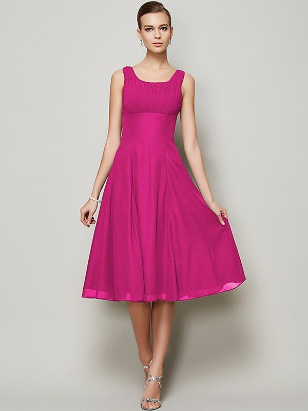 A-Line Charming Straps Sleeveless Pleats Short Chiffon Bridesmaid Dresses