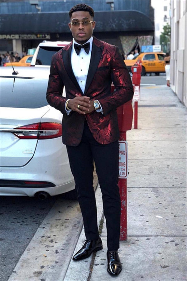 Classy Burgundy Classic Peaked Lapel Slim Fit Men Suits for Prom-Ballbella