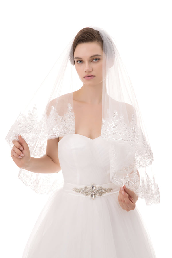 Cora Elegant Short Lace Wedding Veil-Ballbella