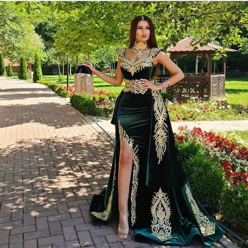 Dark Green Velvet Mermaid Evening Dress with Gold Lace appliques-Ballbella