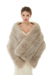 Elegant Light Gray Faux Fur Wedding Shawl Sleeveless Bridal Covers-Ballbella