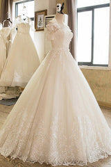 Floor Length Applique Ball Gown Off the Shoulder Lace Tulle 1/2 Sleeves Wedding Dresses-Ballbella