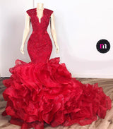 Gorgeous Beads Appliques Red Prom Dresses Ruffles Fit and Flare Alluring Evening Gowns-Ballbella