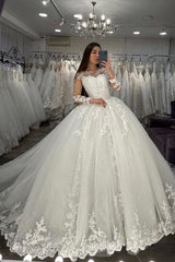 Long Sleevess Lace Appliques Tulle Wedding Gown White Garden Aline Spring Bridal Gown-Ballbella