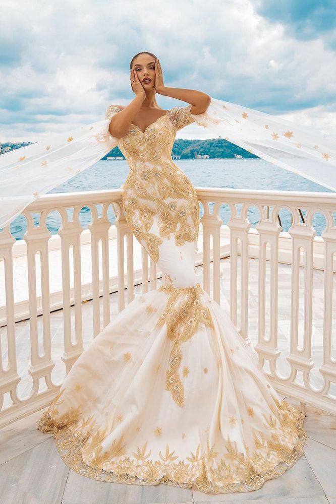 Mermaid Bridal Gowns Gold Appliques Half Sleeve Cape-Ballbella