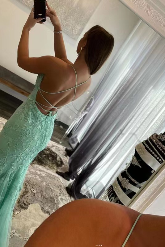 Mermaid Spaghetti strap Floor-length Sleeveless Open Back Appliques Lace Prom Dress-Ballbella