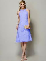 Modern Bateau Sleeveless Beading Short Chiffon Bridesmaid Dresses-Ballbella