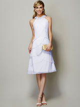 Modern Bateau Sleeveless Beading Short Chiffon Bridesmaid Dresses-Ballbella