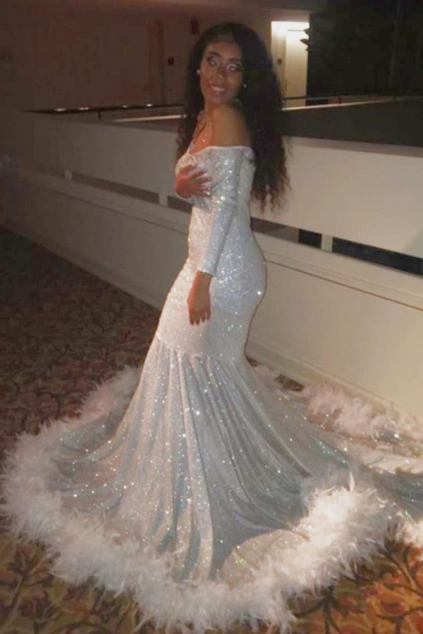 Looking for Prom Dresses, Evening Dresses in Sequined,  style,  and Gorgeous Feathers, Sequined work? Ballbella has all covered on this elegant Off-the-shoulder Sequins Fur Trim Court Train Mermaid Prom Gowns.