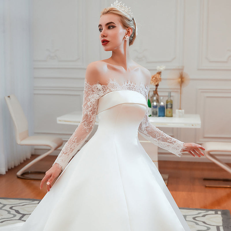 Romantic Lace Long Sleevess Princess Satin Wedding Dress – Ballbella