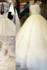 Sleeveless Ribbon Scoop Applique Tulle Ball Gown Cathedral Train Wedding Dresses-Ballbella