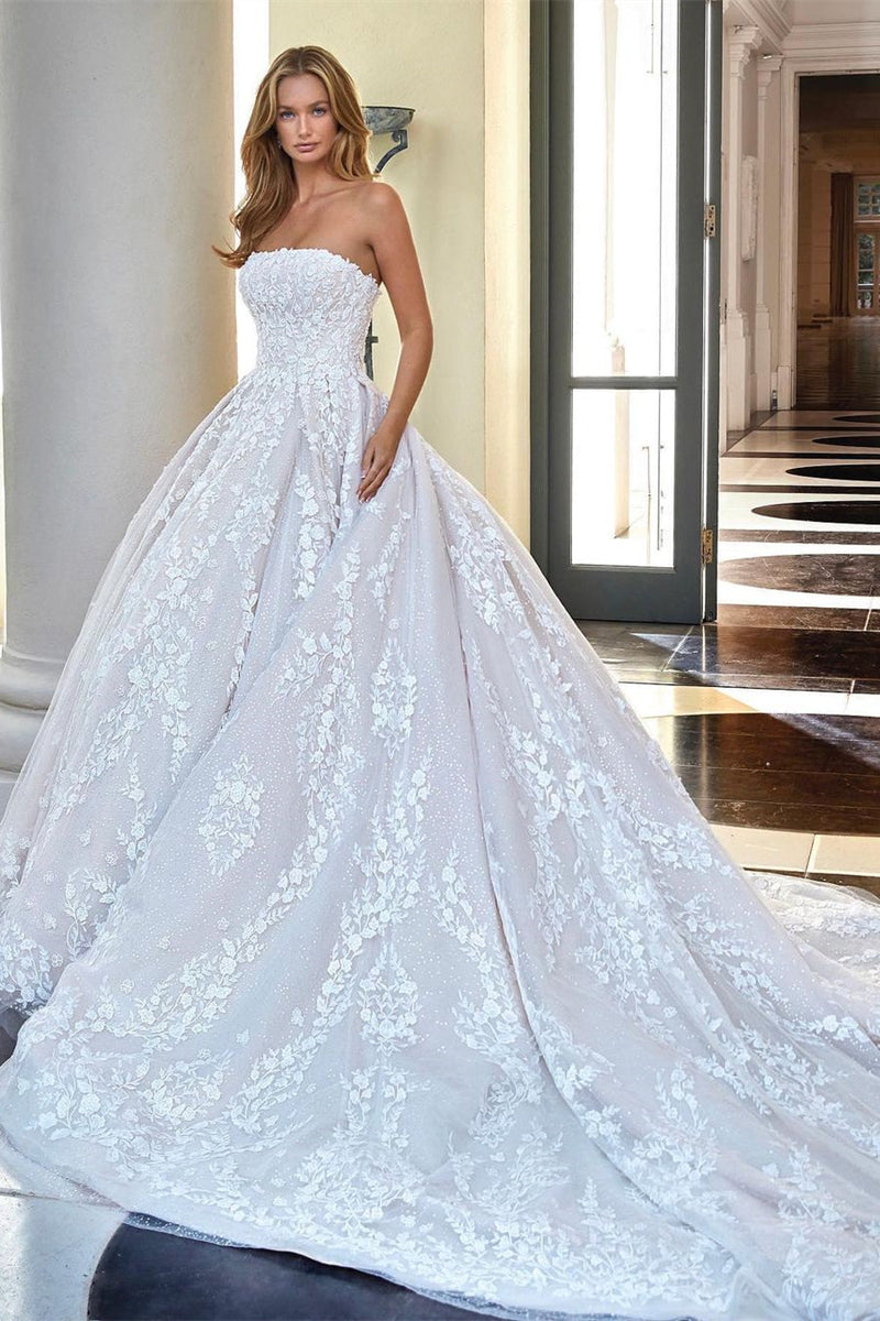 Stunning Princess Sleeveless Appliques Wedding Dresses Lace Appliques-Ballbella