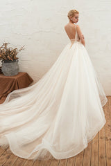 Summber Beach Spaghetti Straps Ivory Ball Gown Wedding Dress Online-Ballbella