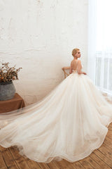 Summber Beach Spaghetti Straps Ivory Ball Gown Wedding Dress Online-Ballbella