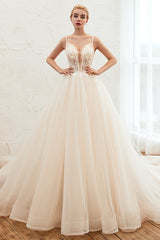 Summber Beach Spaghetti Straps Ivory Ball Gown Wedding Dress Online-Ballbella