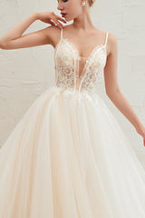 Summber Beach Spaghetti Straps Ivory Ball Gown Wedding Dress Online-Ballbella